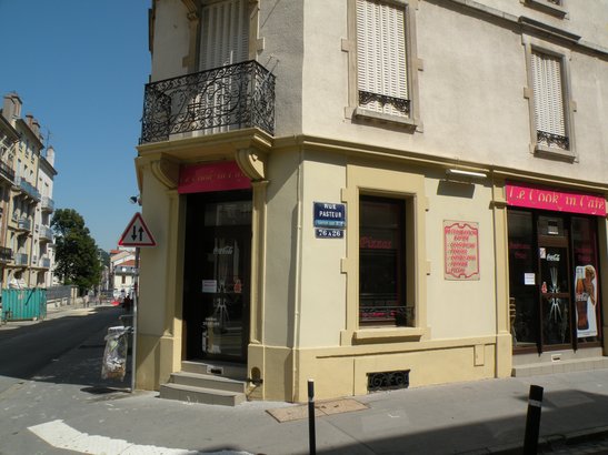  café, rue Pasteur
